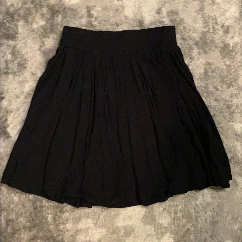 Bethany Mota black flowy skater skirt